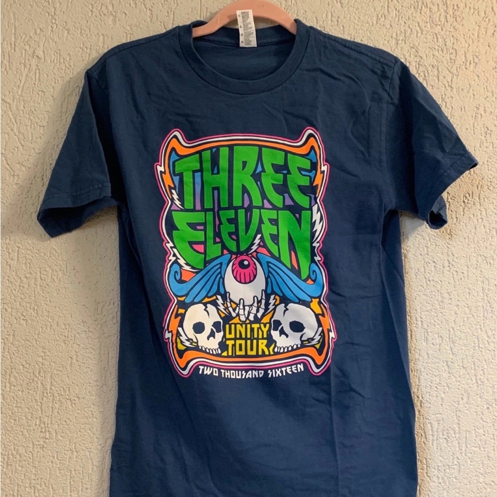 311 Unity Tour 2016 Concert T-shirt Size Small in Great Condition - Never Worn